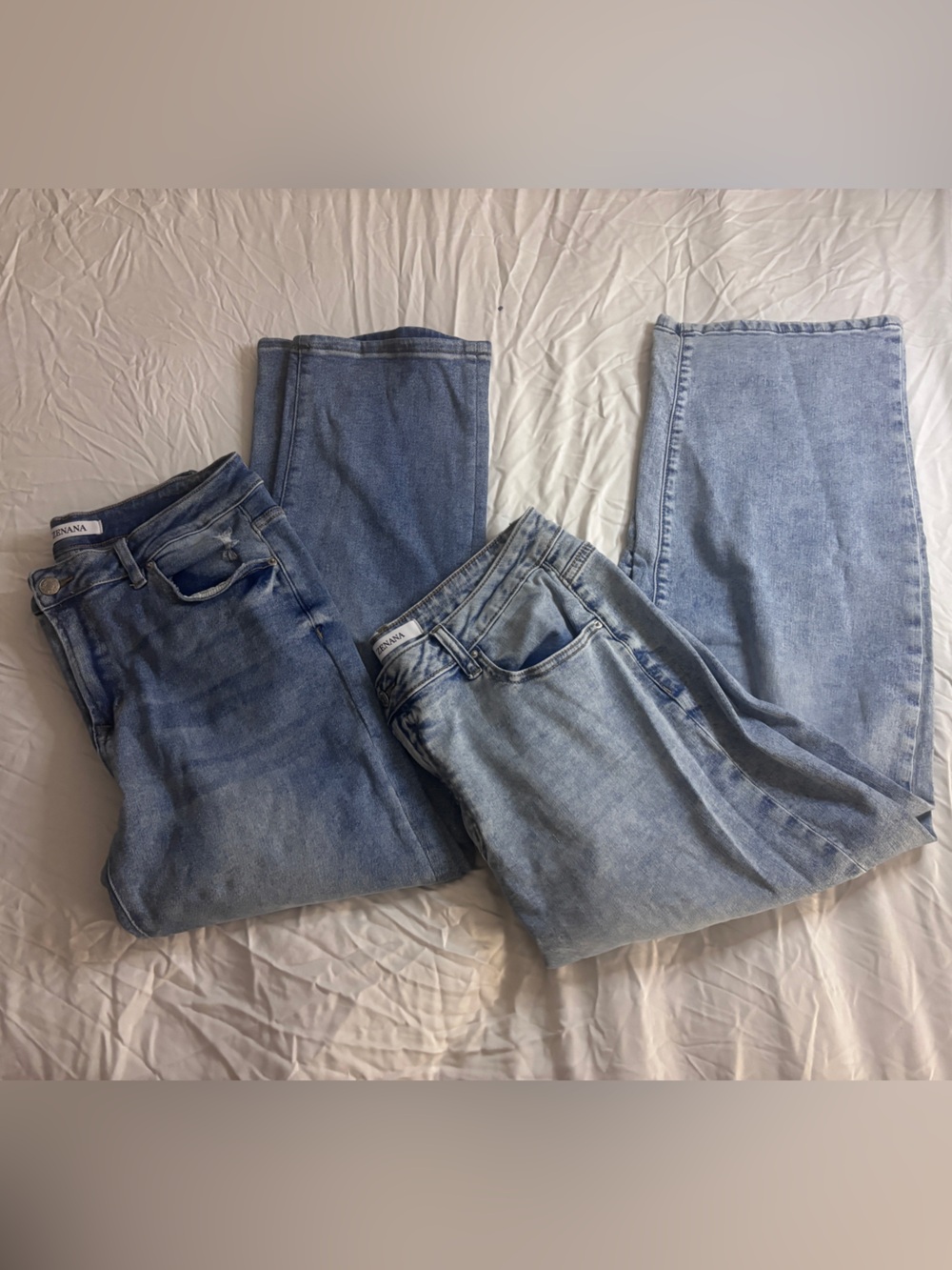 Zenana Outfitters Light Blue & Medium Blue Wide Leg Jeans